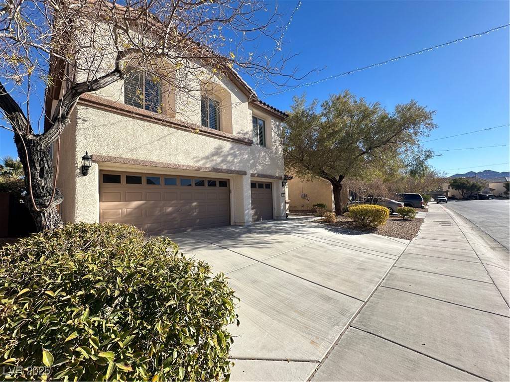 Henderson, NV 89002,145 Voltaire AVE