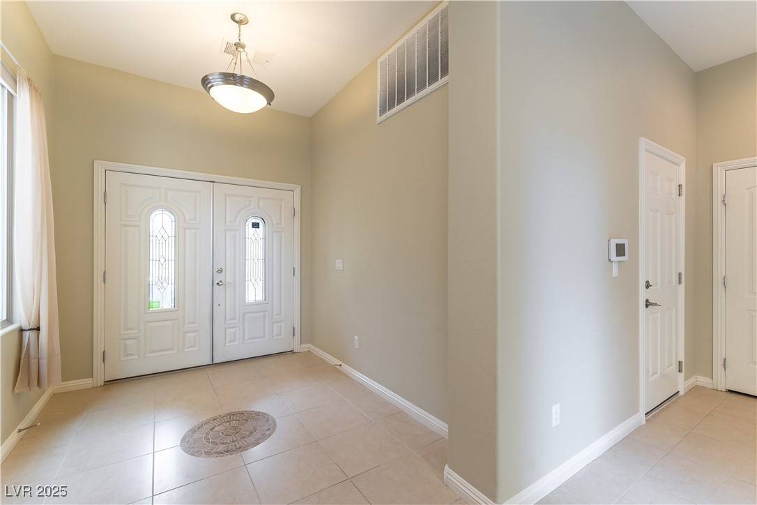 Las Vegas, NV 89145,9236 Worsley Park PL