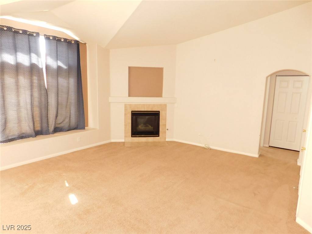 Las Vegas, NV 89149,4910 BLACK BEAR RD #203