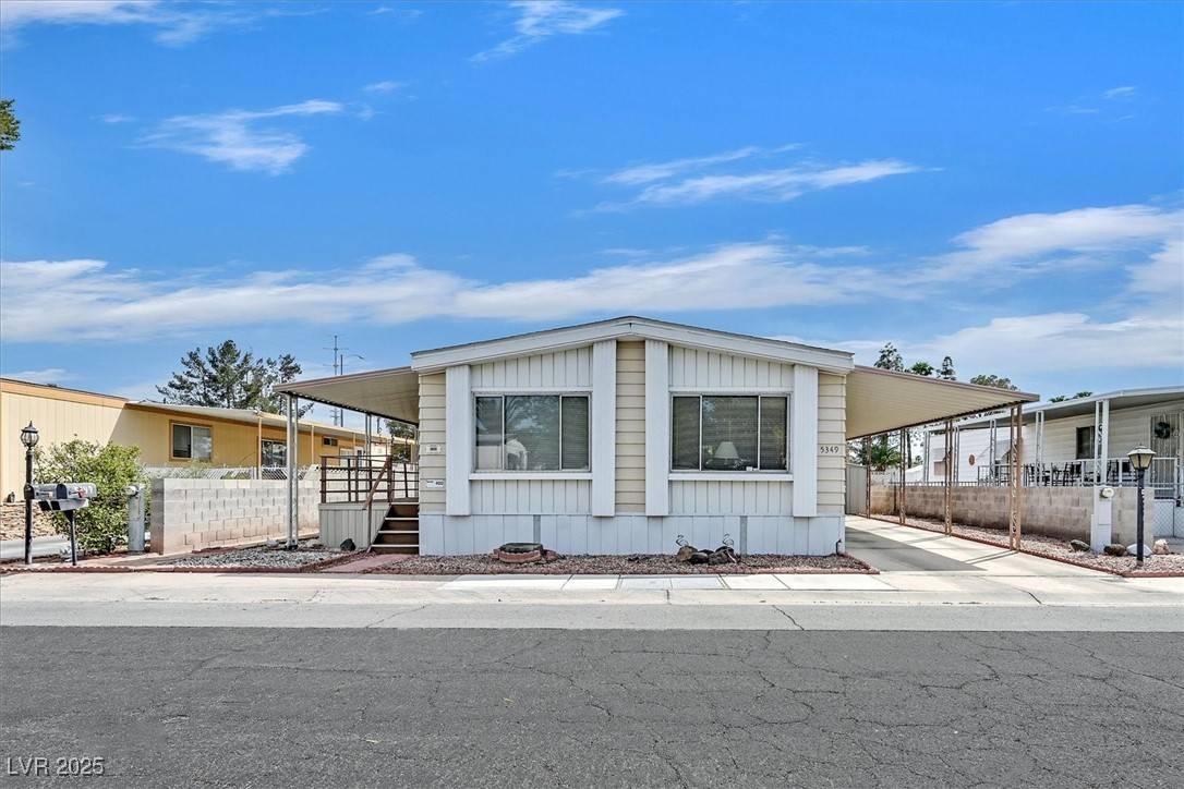 Las Vegas, NV 89122,5349 Ocala LN