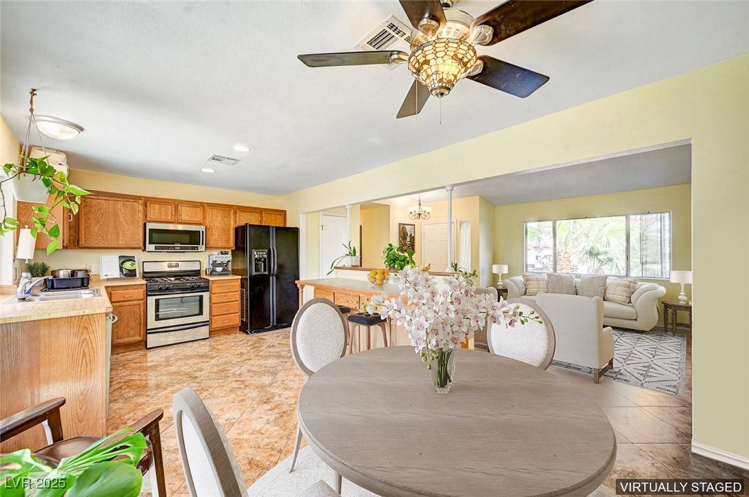 Henderson, NV 89015,478 Crestway RD