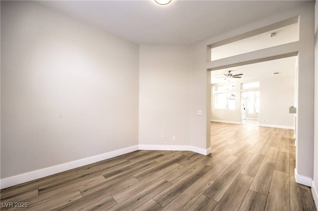 Las Vegas, NV 89134,9220 PITCHING WEDGE DR #0