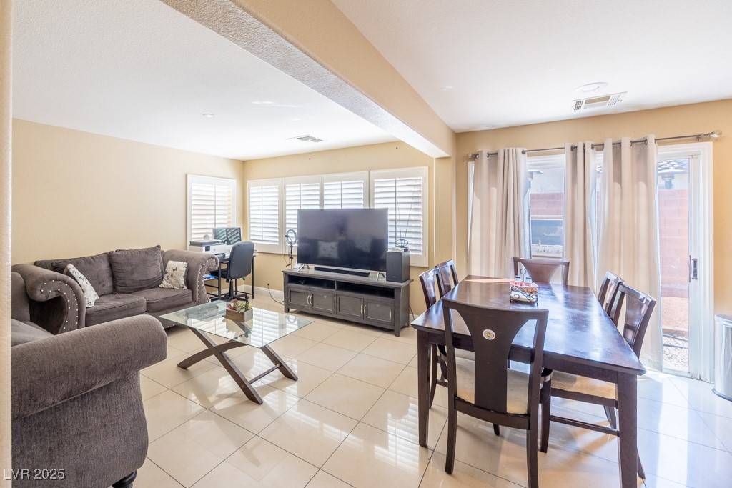 Las Vegas, NV 89139,5017 W Eldorado LN