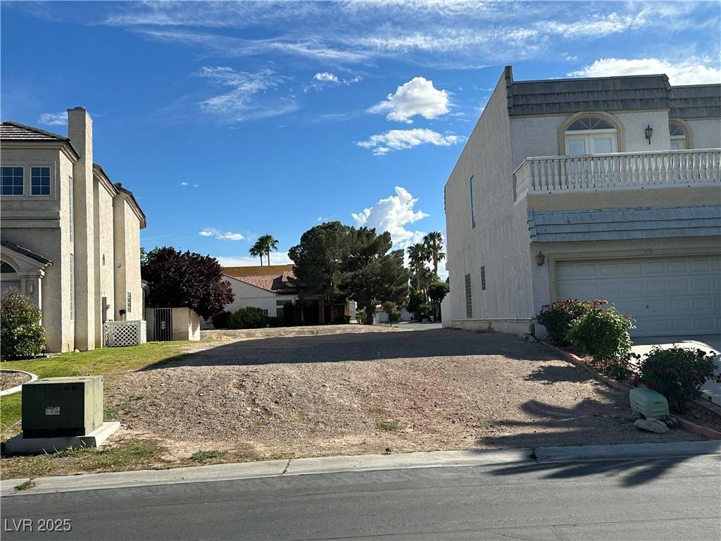 Las Vegas, NV 89109,777 Vegas Valley DR