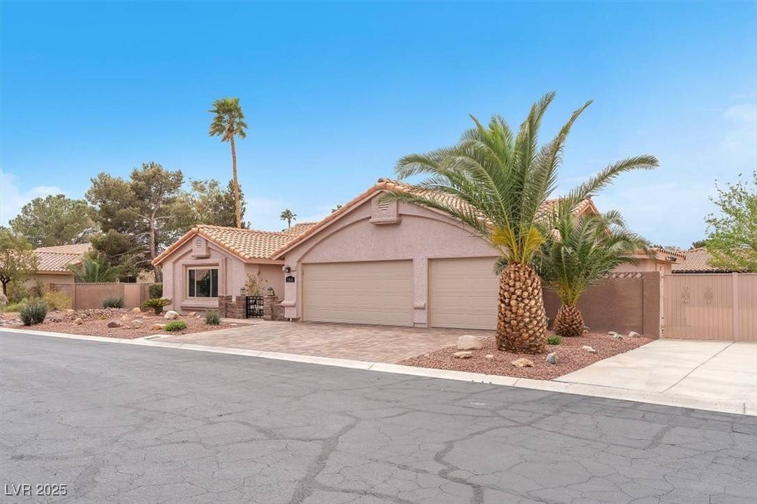 Las Vegas, NV 89123,7501 Descanso LN