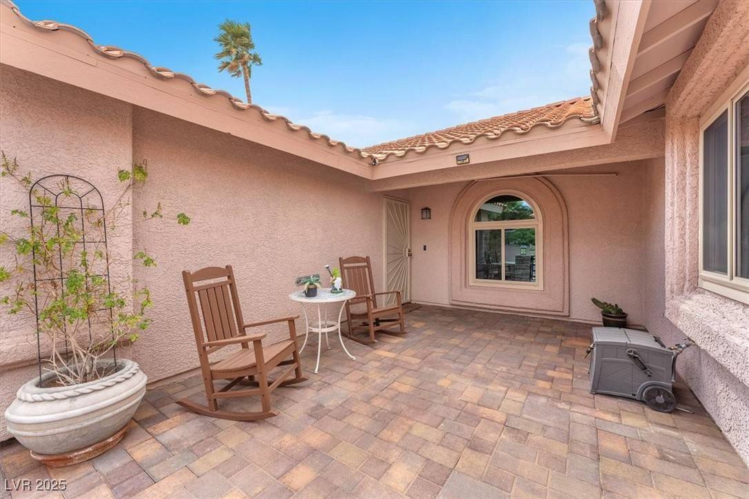 Las Vegas, NV 89123,7501 Descanso LN