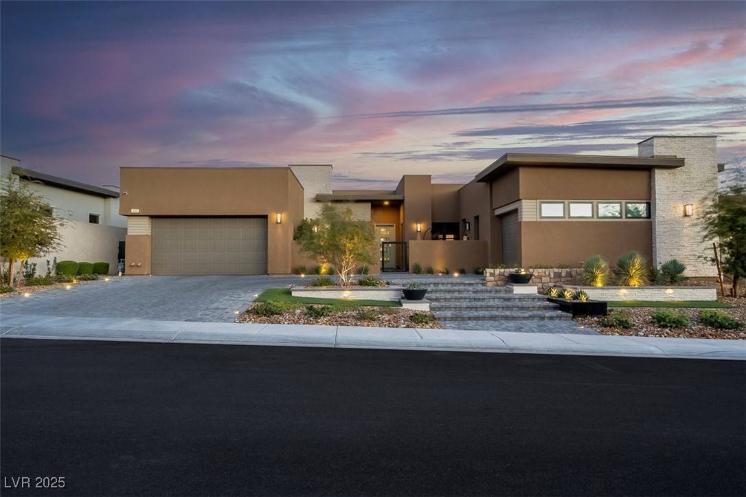 Las Vegas, NV 89138,818 Laceleaf ST