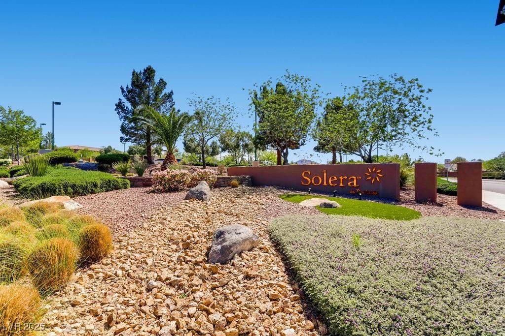 Henderson, NV 89044,2534 Starlight Valley ST