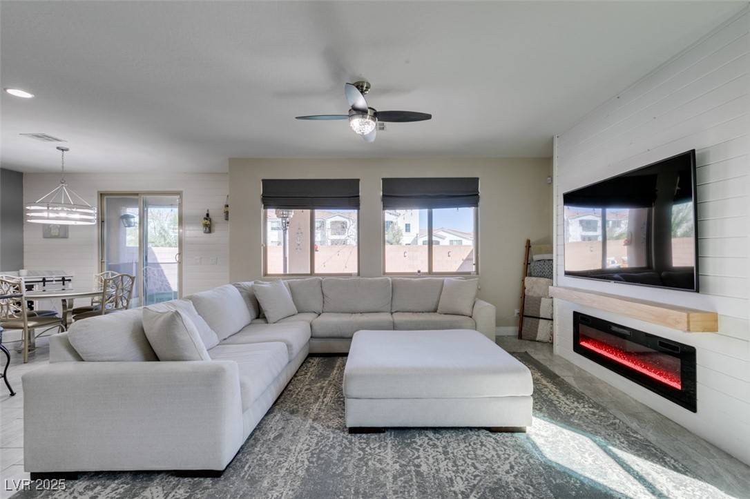 Las Vegas, NV 89148,4982 Mountain Pepper DR