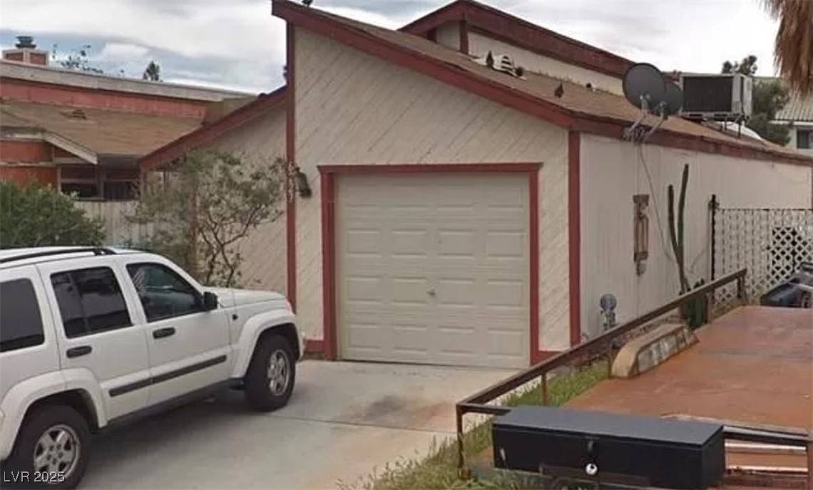 Las Vegas, NV 89108,6227 Don Gaspar AVE