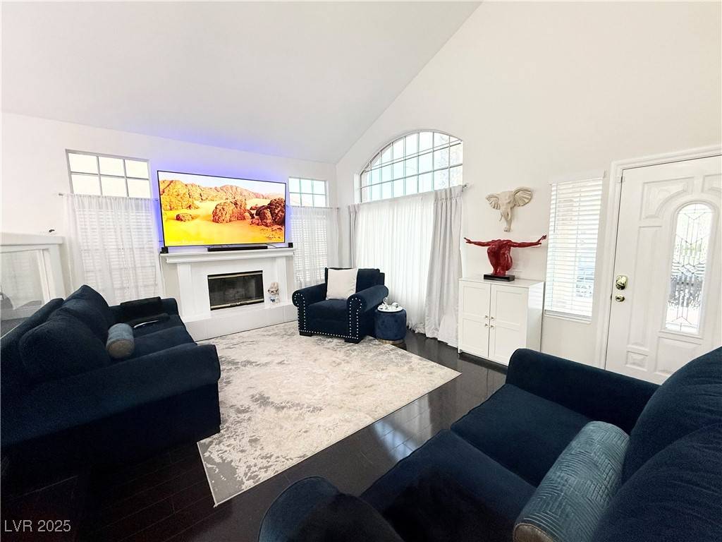 Las Vegas, NV 89129,8884 Dove Cove DR