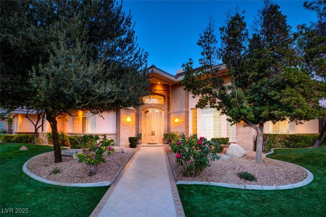Las Vegas, NV 89107,3008 Astoria Pines CIR