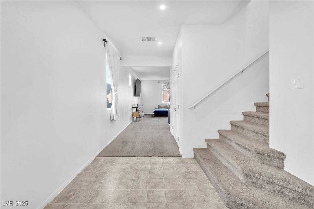 North Las Vegas, NV 89081,3048 Eaglesfield AVE