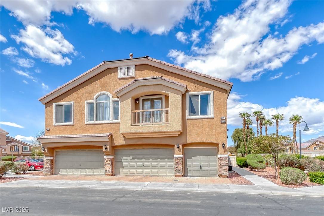 North Las Vegas, NV 89084,6625 Lavender Lilly LN #1