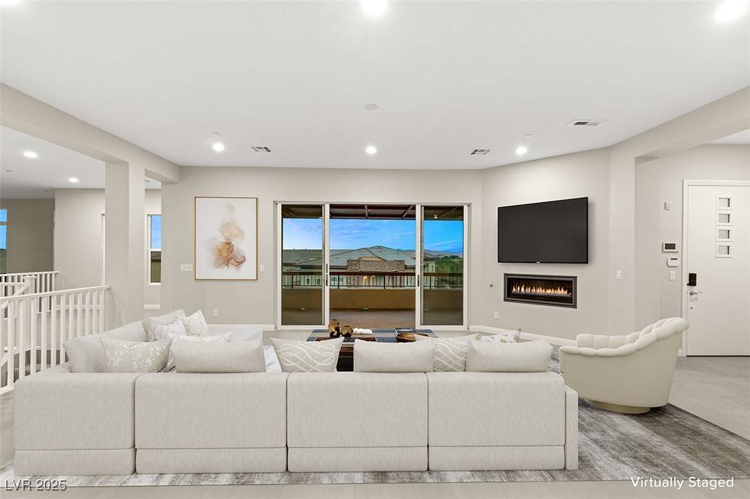 Las Vegas, NV 89135,11280 GRANITE RIDGE DR #1029