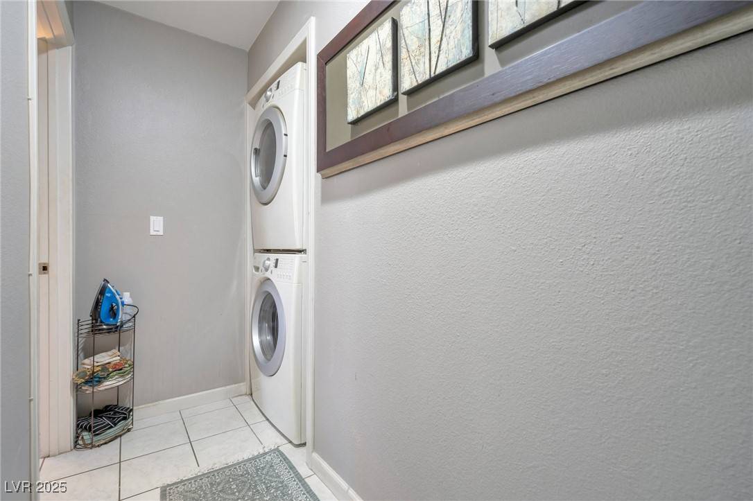Las Vegas, NV 89103,4836 Nara Vista WAY #101