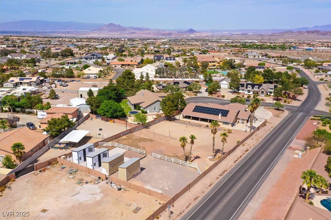 Henderson, NV 89002,631 Lomprey AVE