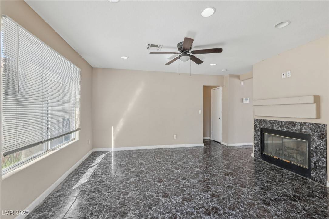 Las Vegas, NV 89130,5636 Royal Castle LN