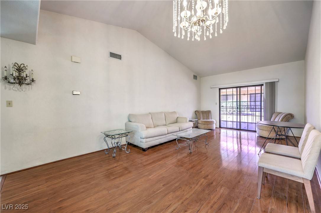 Las Vegas, NV 89102,2851 S Valley View BLVD #1075