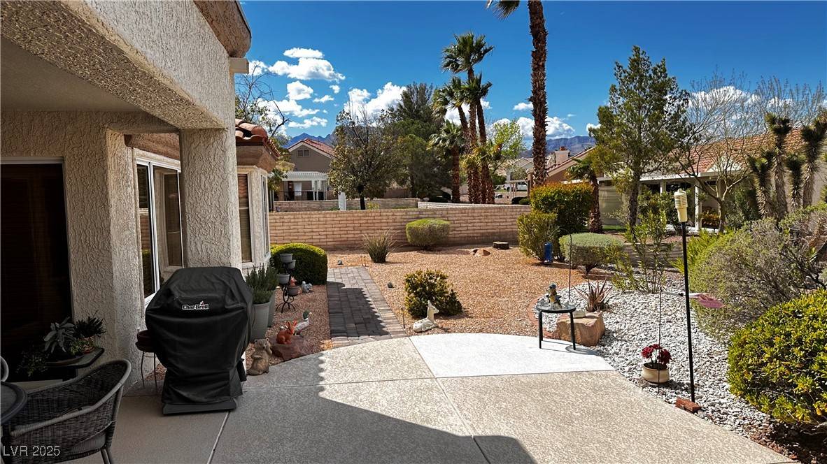 Las Vegas, NV 89134,9048 Litchfield AVE