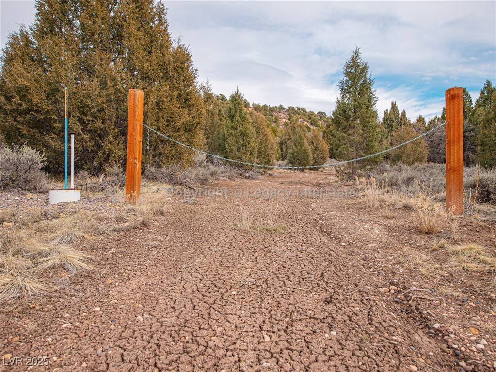 Alton, UT 84710,4300 N Moquie CT