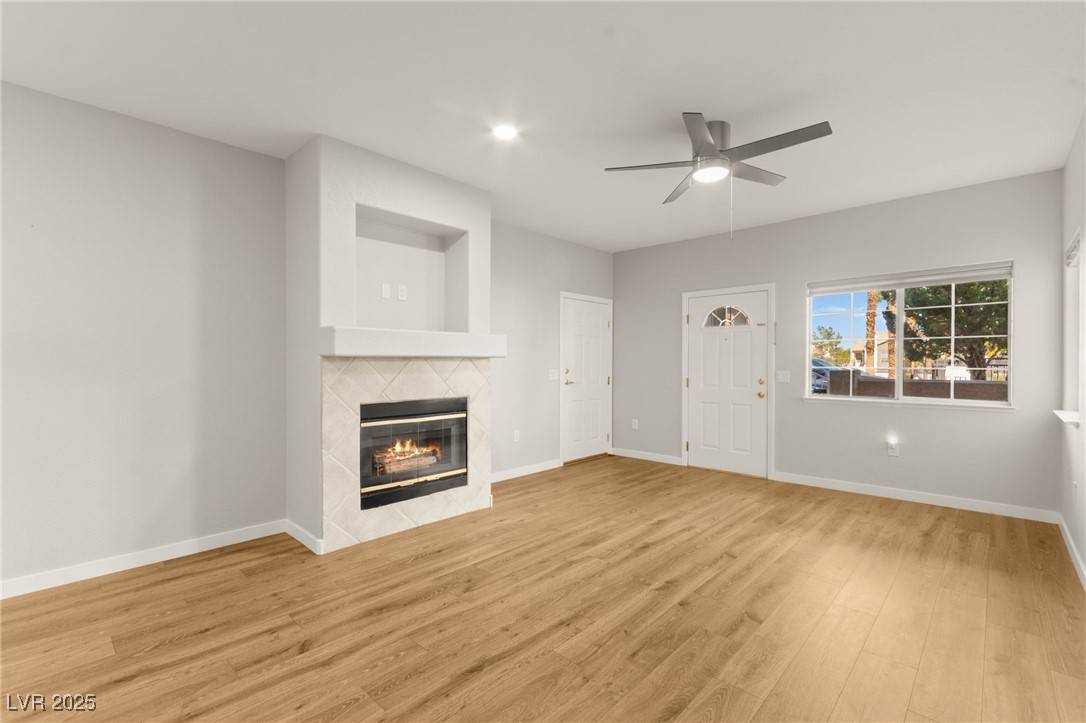 Las Vegas, NV 89117,3327 Erva ST #119