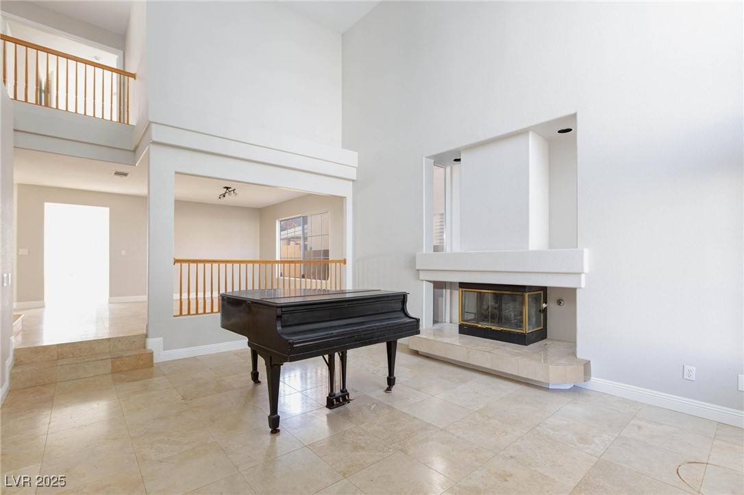 Las Vegas, NV 89129,8617 Copper Ridge AVE