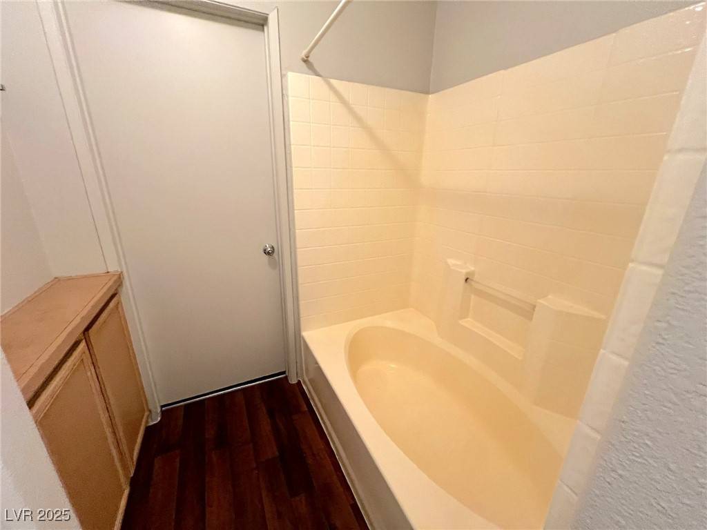 Las Vegas, NV 89115,1830 Pecos RD #158
