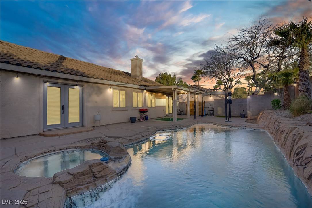 Las Vegas, NV 89144,205 Derwent PL
