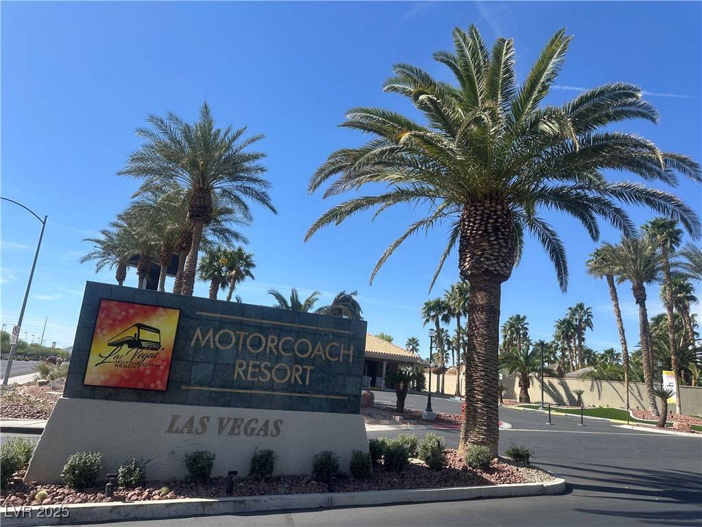 Las Vegas, NV 89139,8175 Arville ST #215