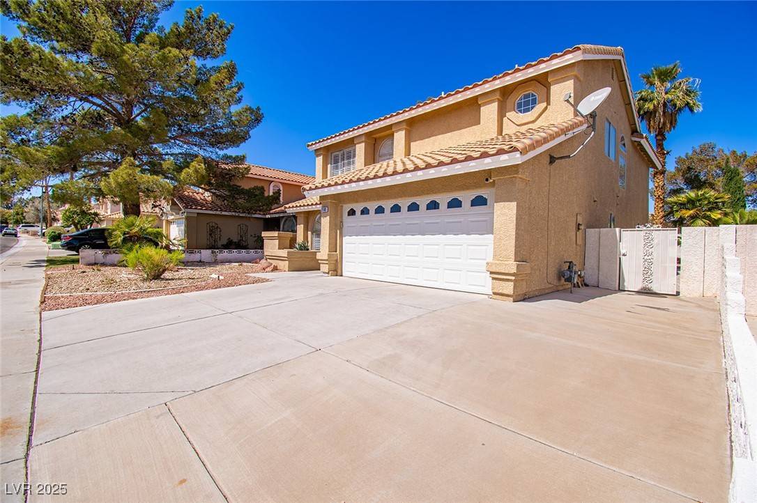Las Vegas, NV 89128,2105 Harbor Cliff DR