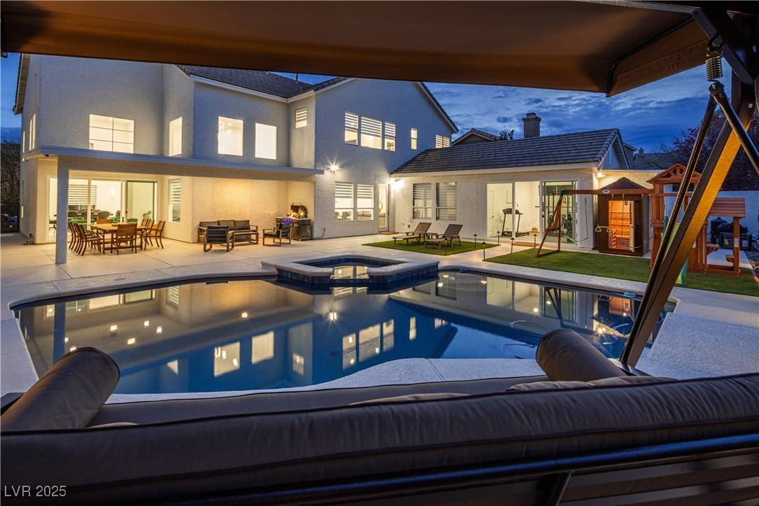 Las Vegas, NV 89117,8000 Clock Tower CT
