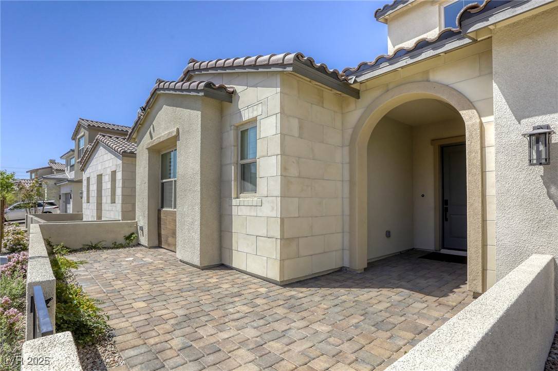 Las Vegas, NV 89138,253 Malpaso ST
