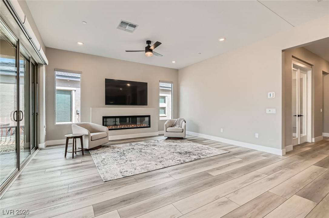 Henderson, NV 89011,138 Crimson Cactus AVE