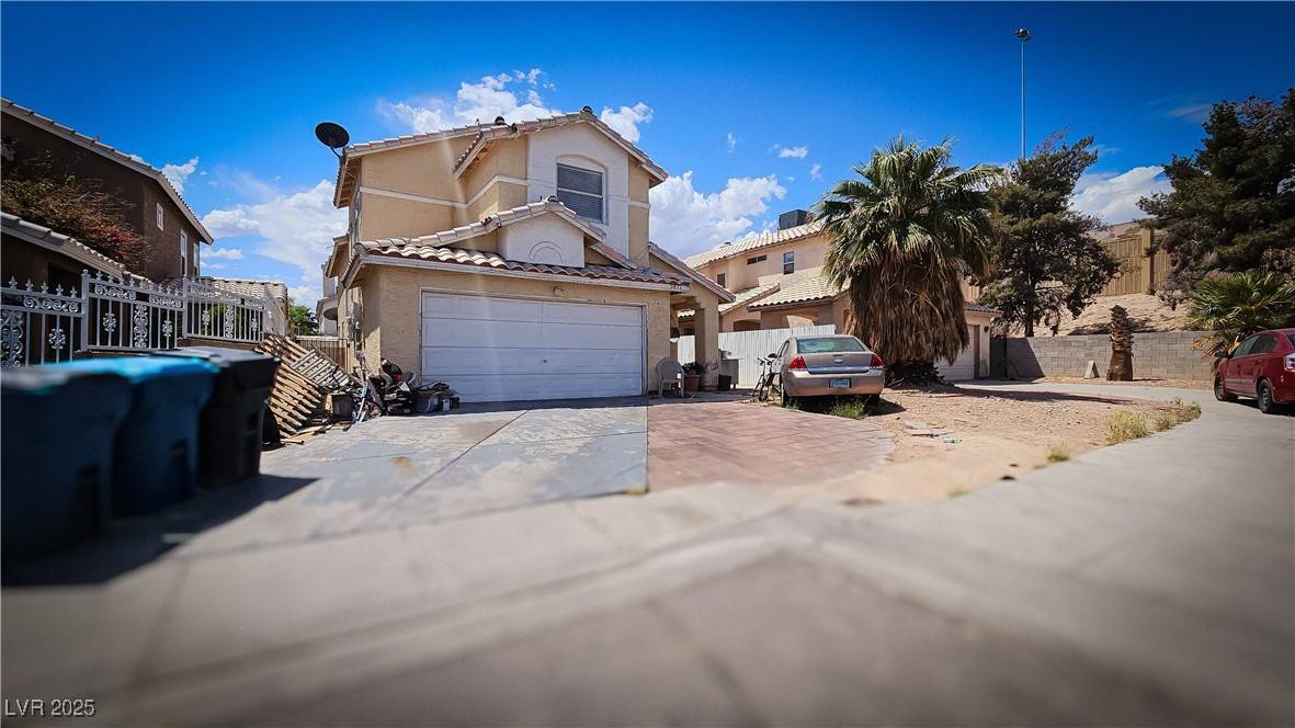 Las Vegas, NV 89104,3871 Sir Bret CT