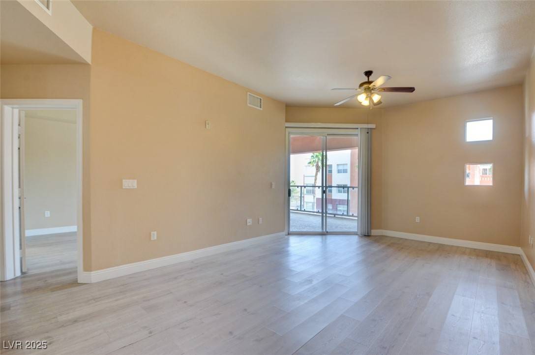 Las Vegas, NV 89123,55 E Agate AVE #309