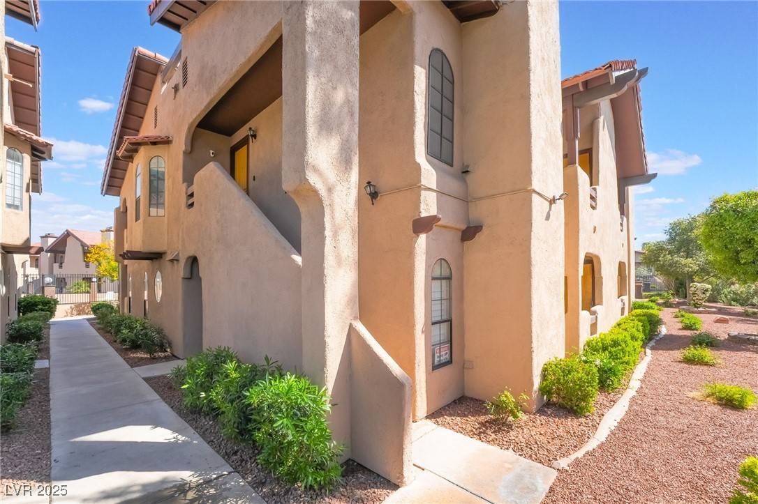 Las Vegas, NV 89103,4097 Nook WAY #A
