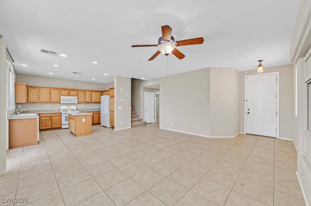 North Las Vegas, NV 89084,4637 WHITE STORK DR