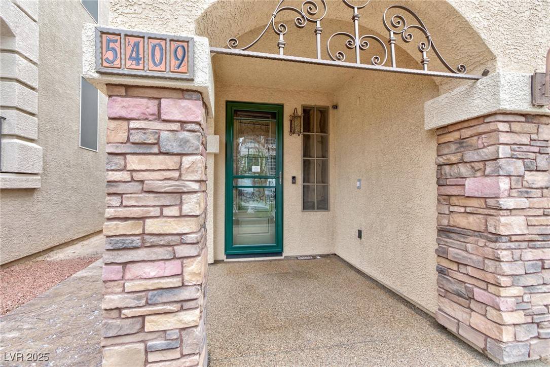 Las Vegas, NV 89139,5409 Holding AVE