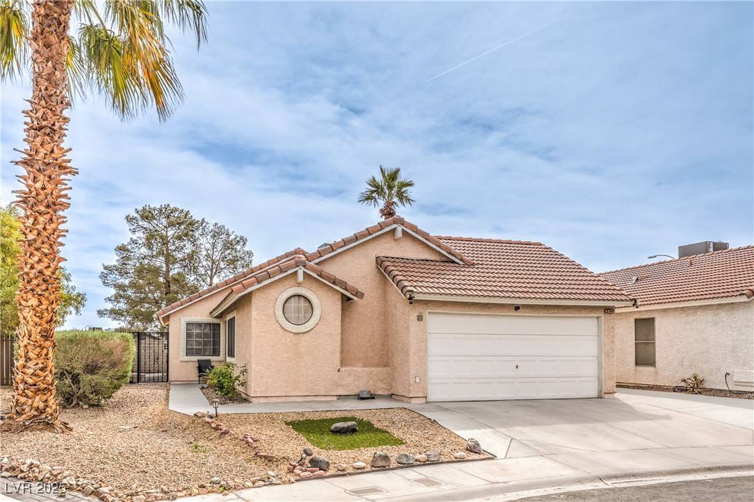 Las Vegas, NV 89108,2744 Ironside DR