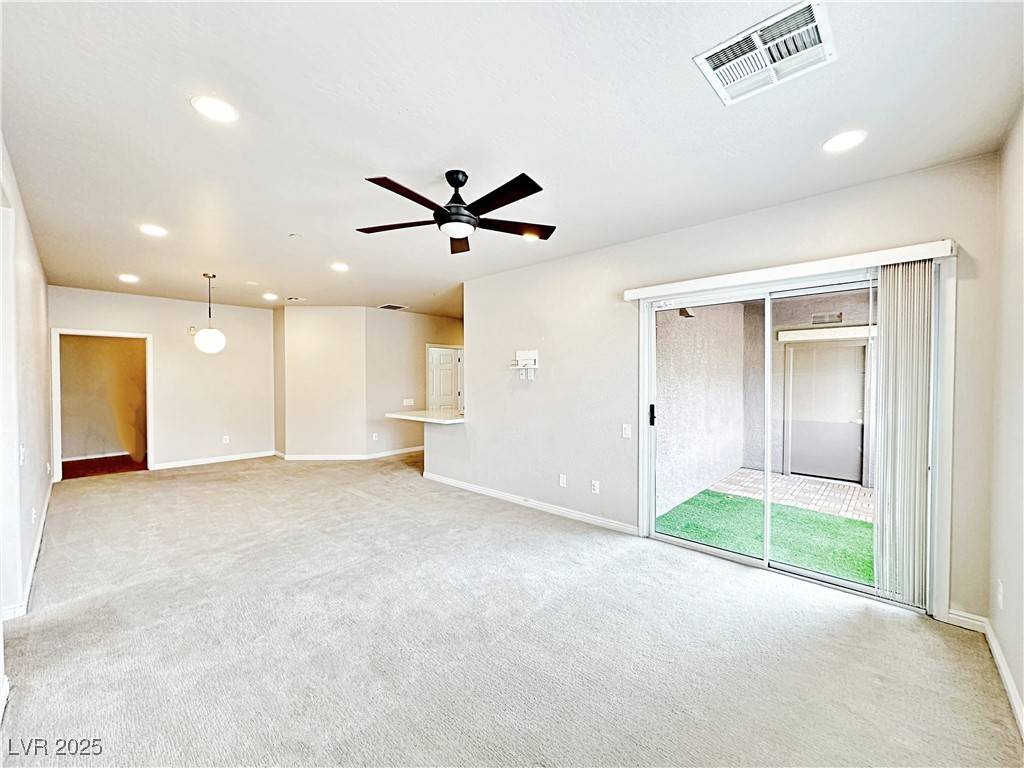 Las Vegas, NV 89131,6868 Sky Pointe DR #2013