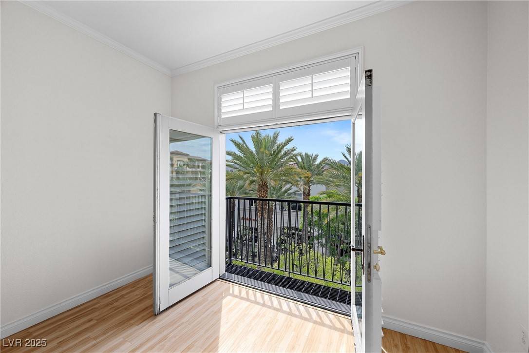 Henderson, NV 89052,2260 Village Walk DR #1305
