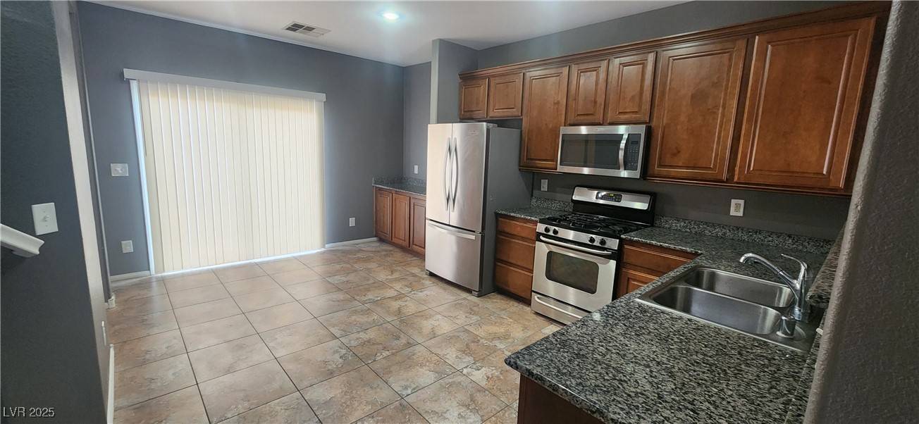 Las Vegas, NV 89139,6120 Crow Butte CT