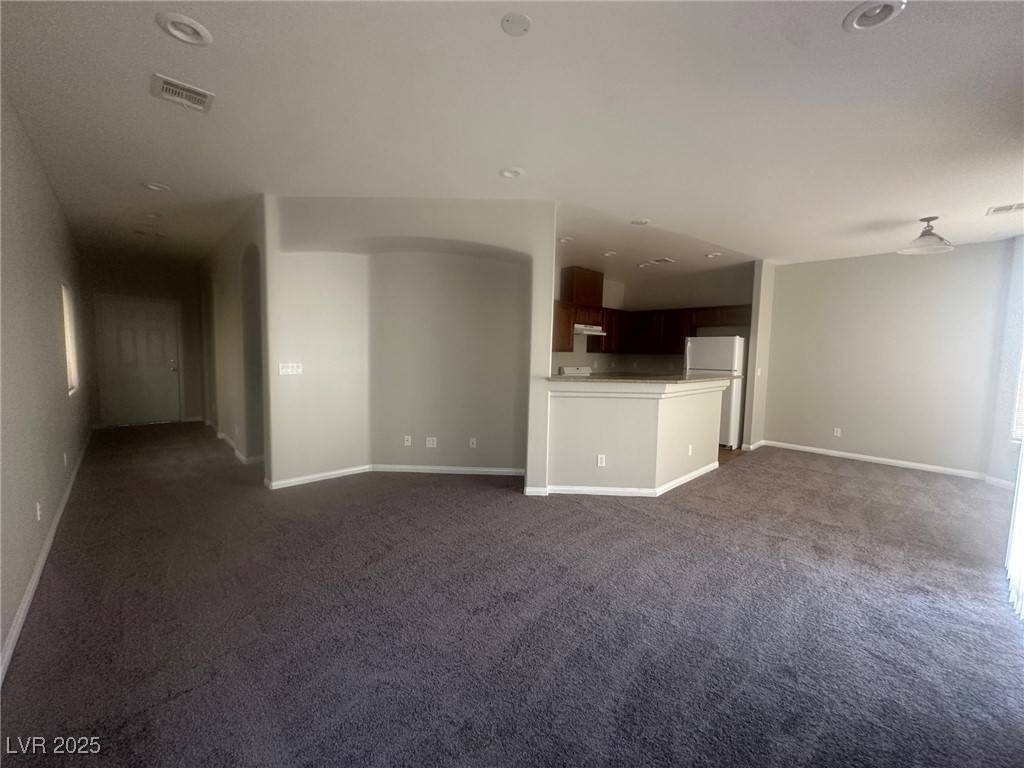 Las Vegas, NV 89122,6254 Port Astoria CT