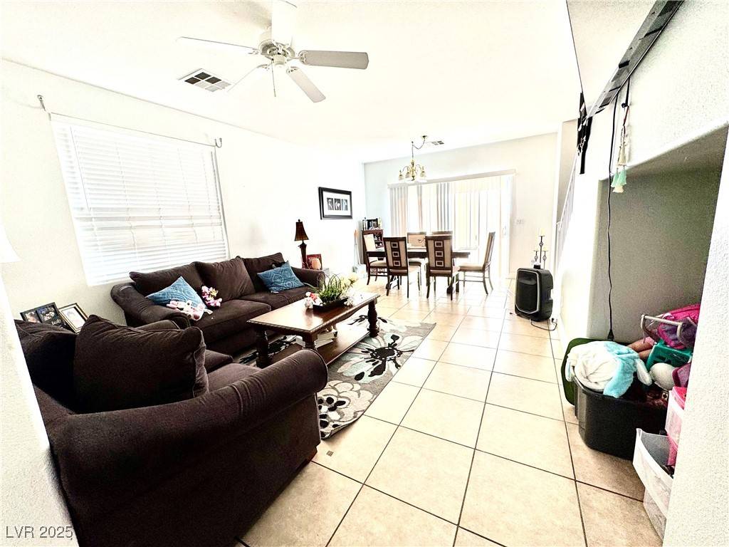 Las Vegas, NV 89122,6819 Mahogany Meadows AVE