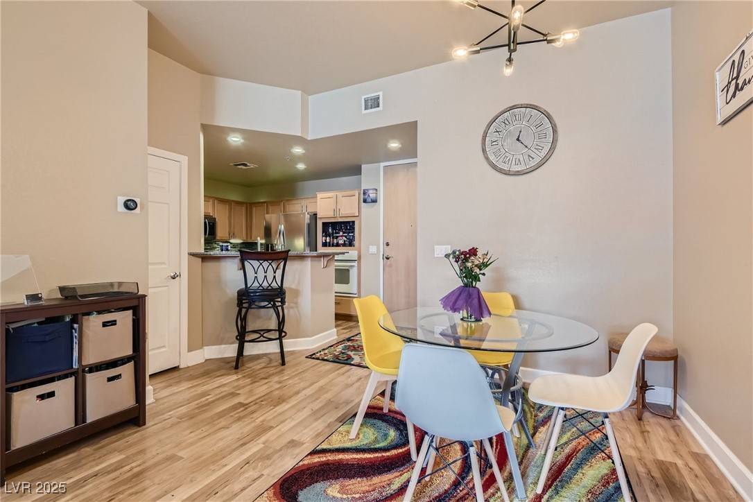 Las Vegas, NV 89123,75 E Agate AVE #204