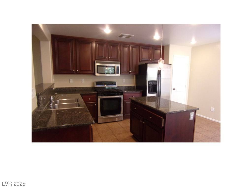 Las Vegas, NV 89179,7175 NECHES AVE