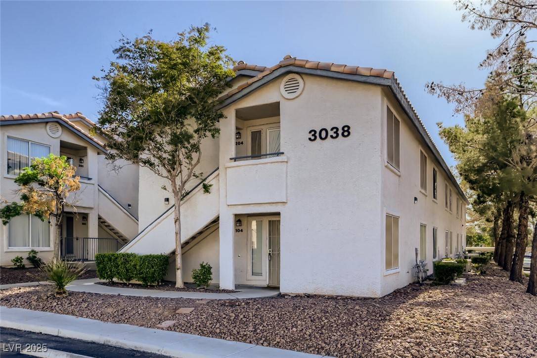 Las Vegas, NV 89120,3038 Tarpon DR #104