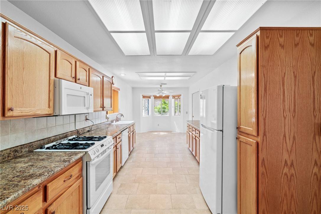 Las Vegas, NV 89134,3021 Lotus Hill DR