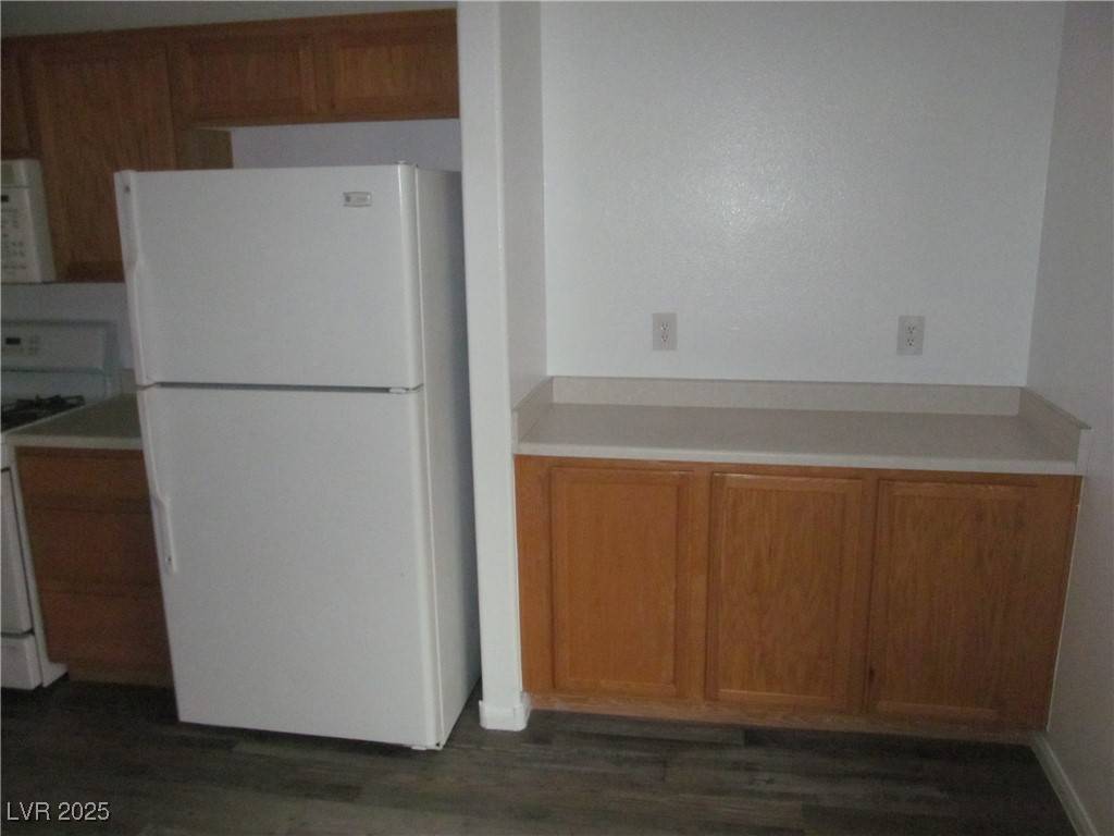 Las Vegas, NV 89139,7457 Grizzly Giant ST